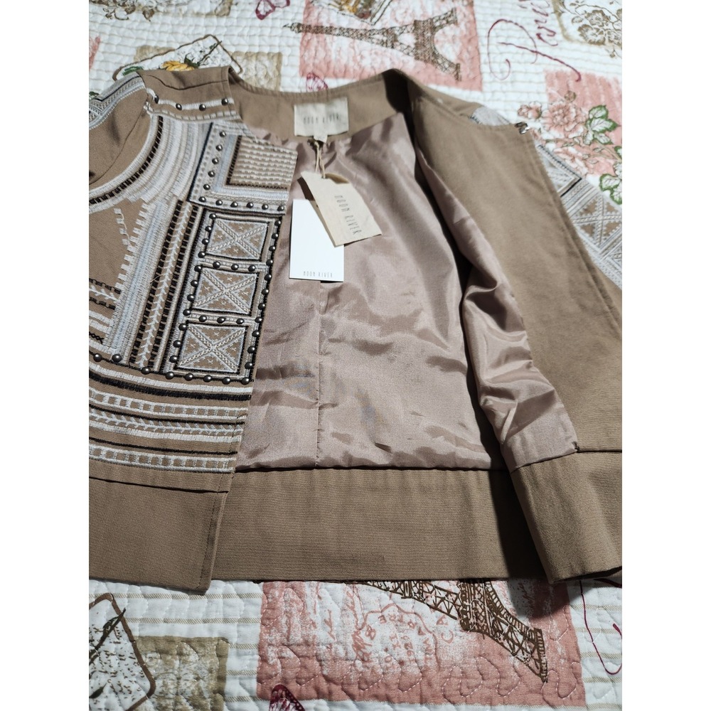 Anthropologie Moon River  Women's Beige Tan Embroidered Short Jacket Coat Size S - Picture 6 of 12